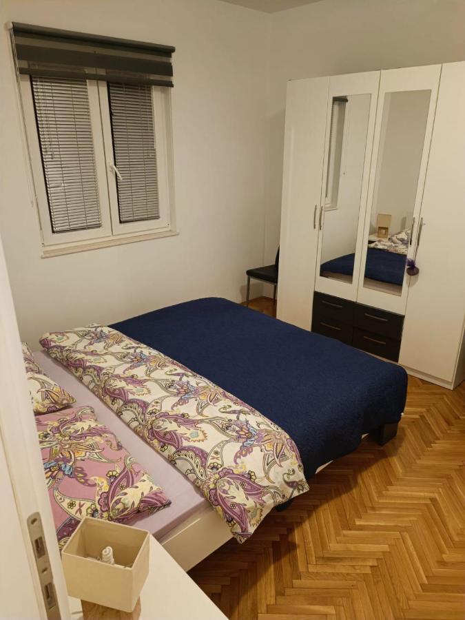 Apartments Josip Žrnovnica 外观 照片